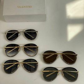 Picture of Valentino Sunglasses _SKUfw47034217fw